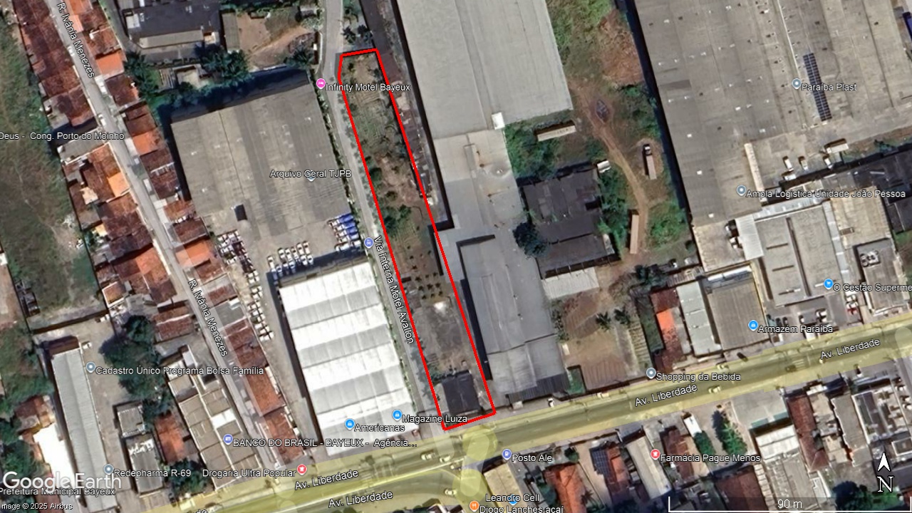 Lote de Terreno com 2.631m2, situado na Av. Liberdade, 3540-B - Centro 